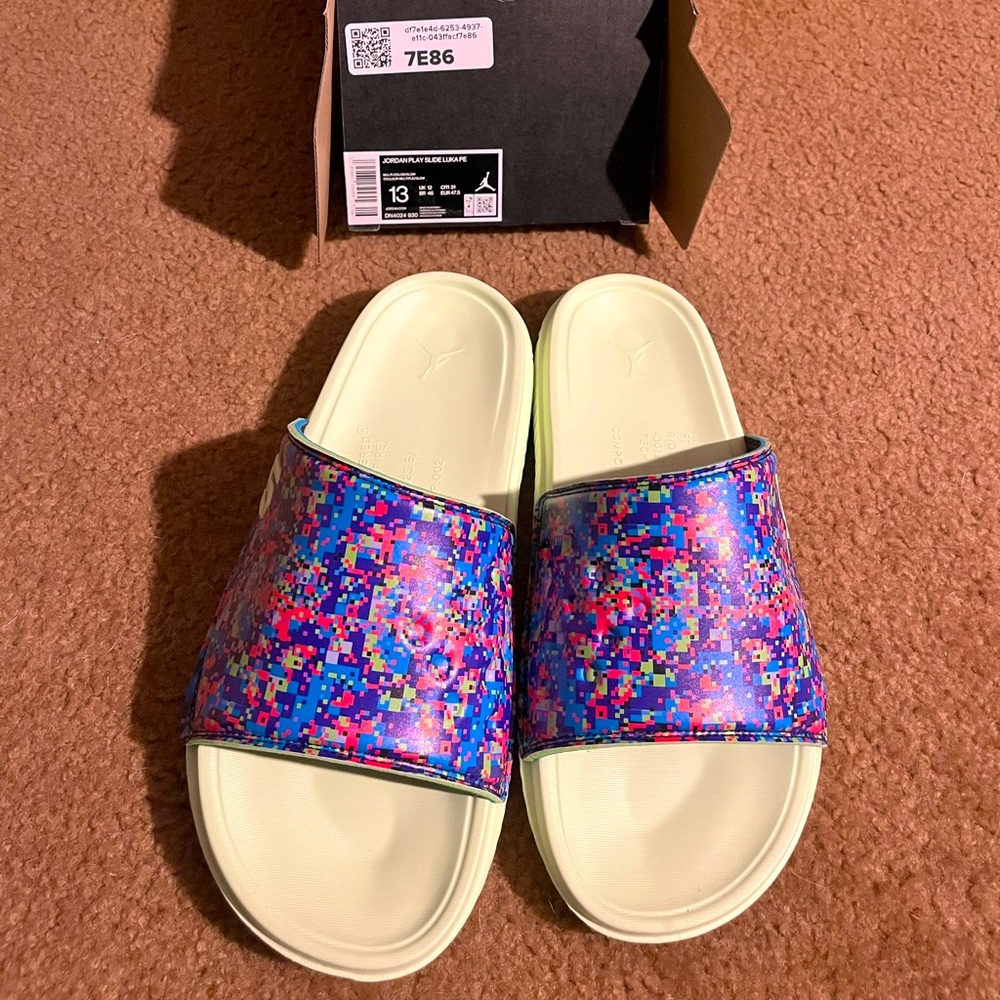 Jordan Luka play slides sz 13